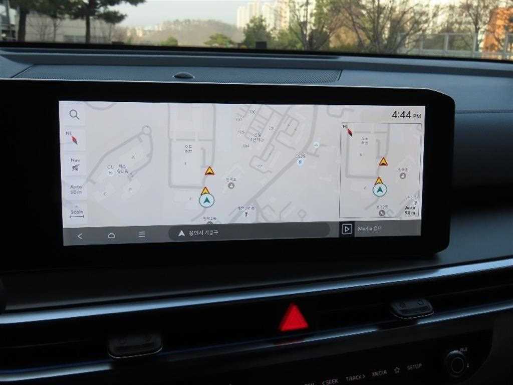 KIA Sorento - Vista 8