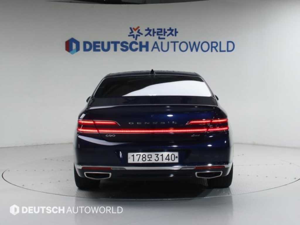 Genesis G90 - Vista 4