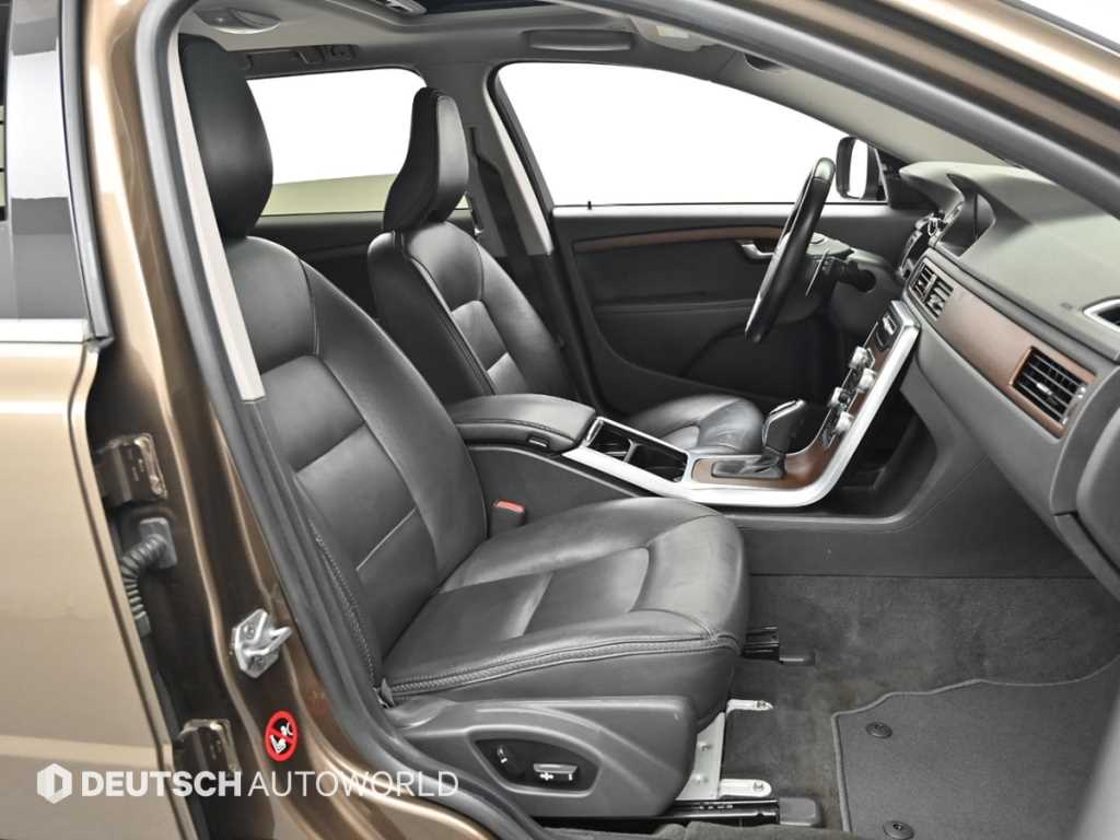 Volvo XC70 - Vista 10