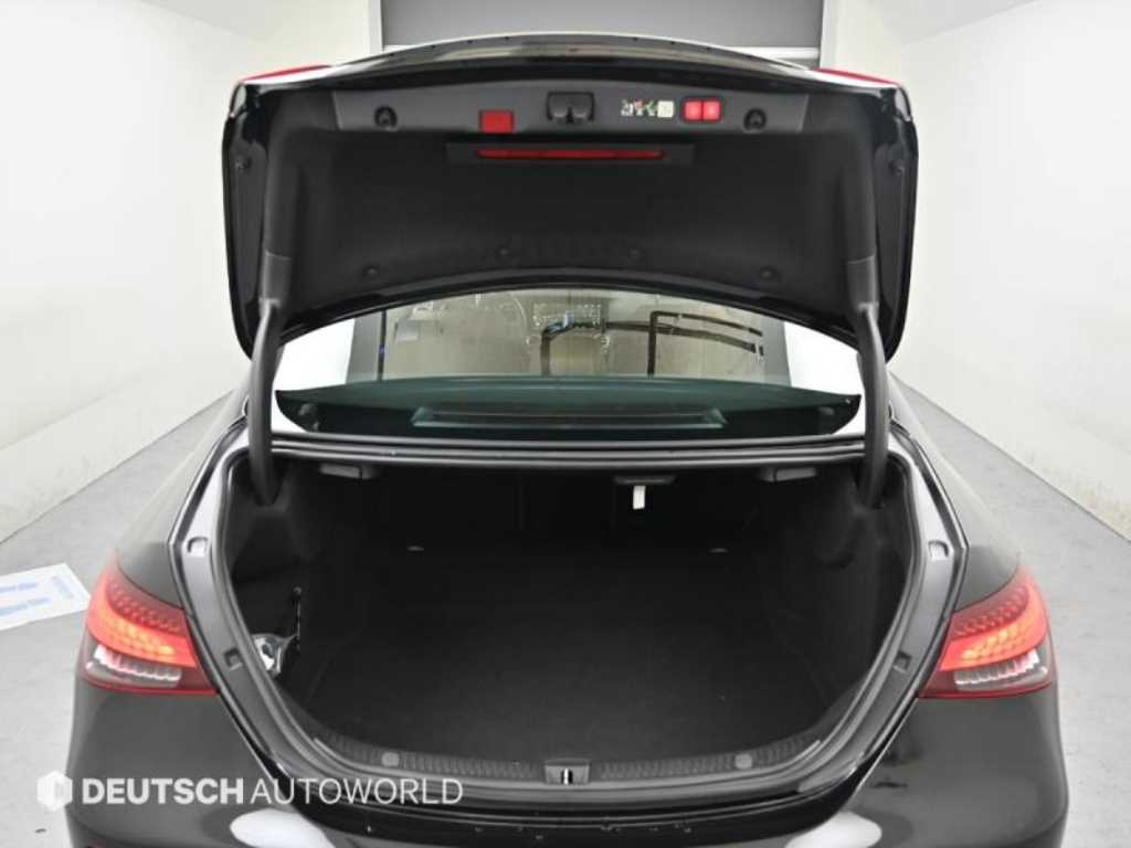 Mercedes Benz E class 2023 Negro - Importación desde Corea - HF Imports Iquique - Foto 19