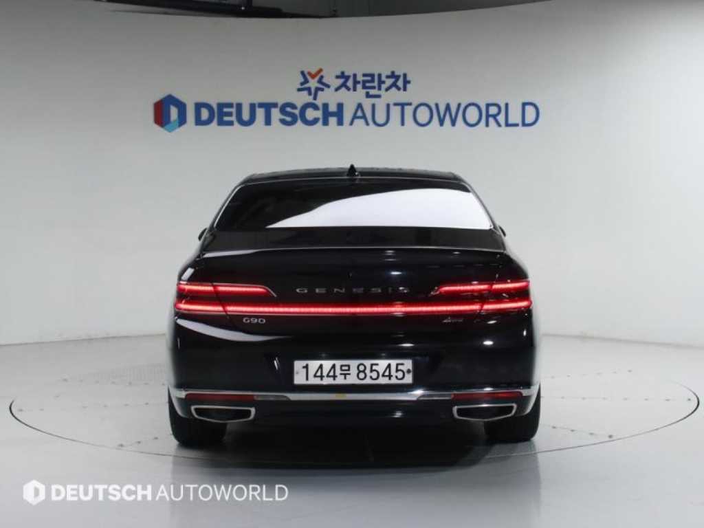 Genesis G90 - Vista 4