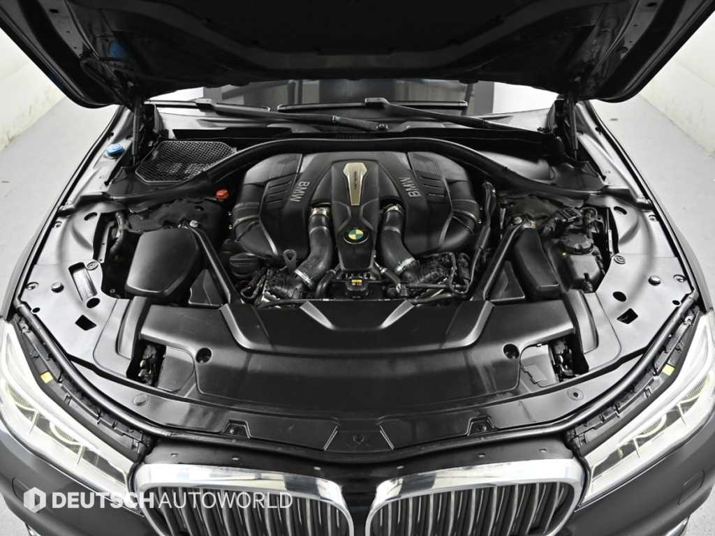 BMW 7 Series - Vista 6