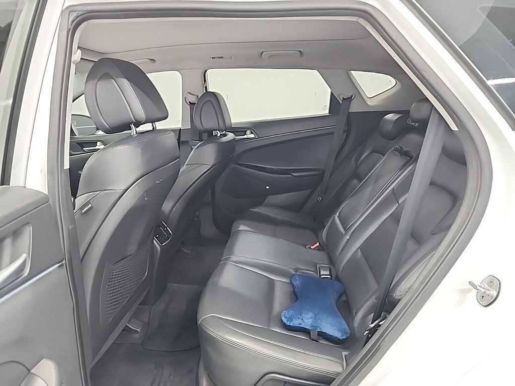 HYUNDAI Tucson - Vista 12