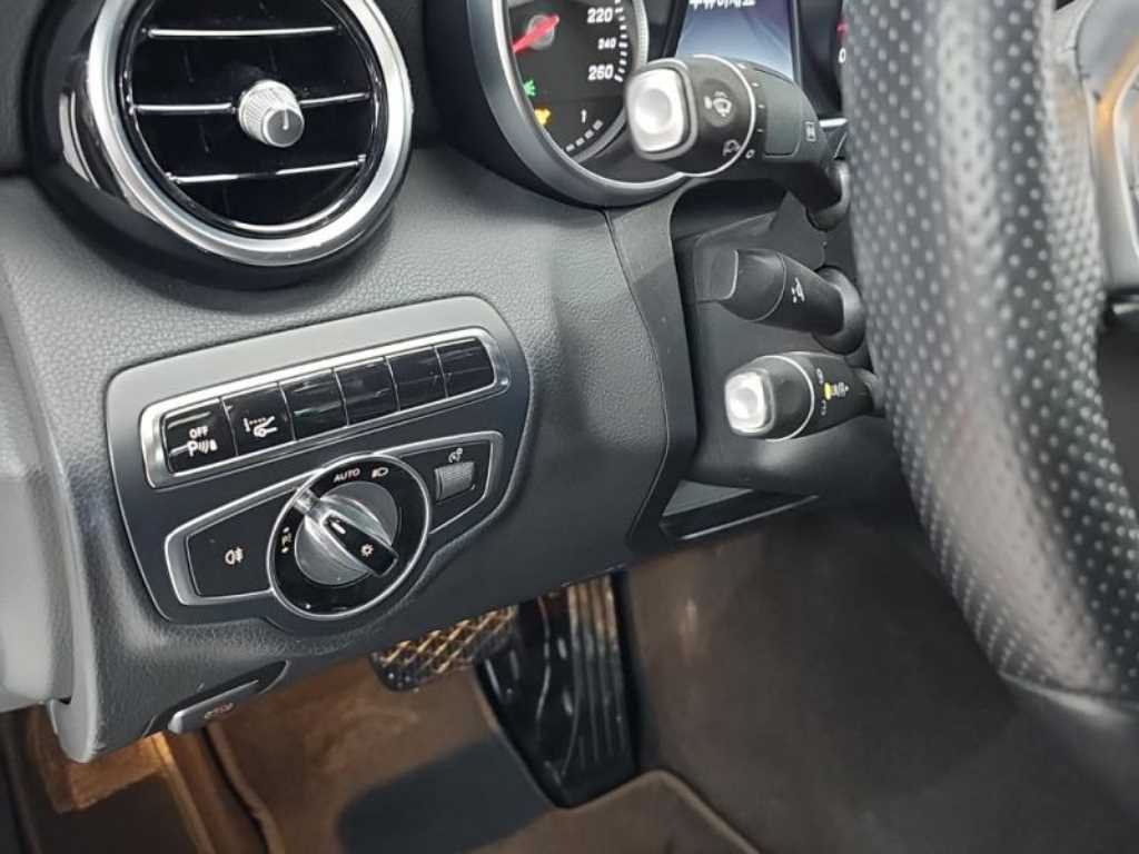 Mercedes Benz C Class 2016 Blanco - Importación desde Corea - HF Imports Iquique - Foto 17