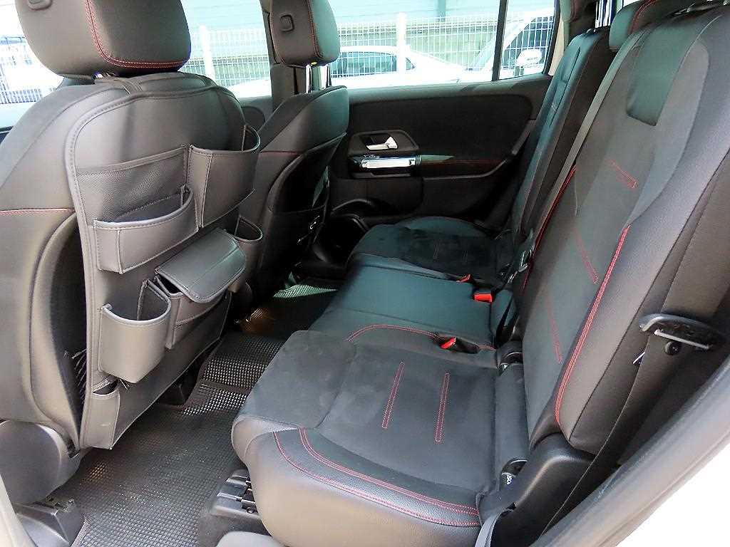 Mercedes Benz GLB Class - Vista 6