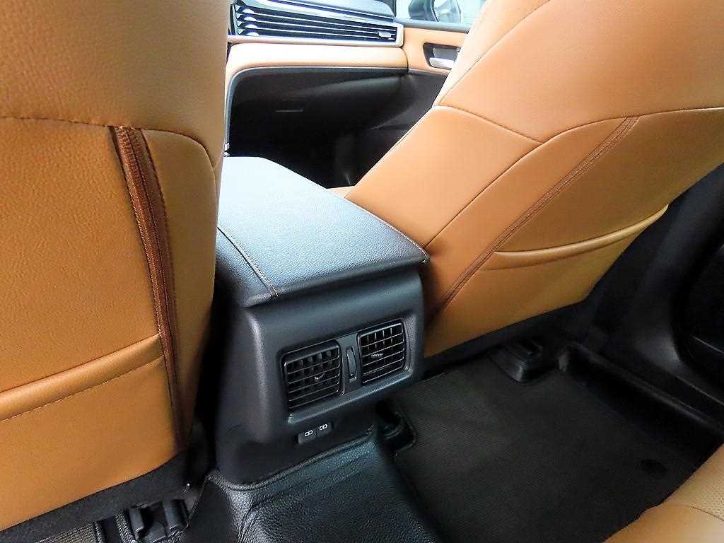 Toyota Camry 2025 Gris - Importación desde Corea - HF Imports Iquique - Foto 16