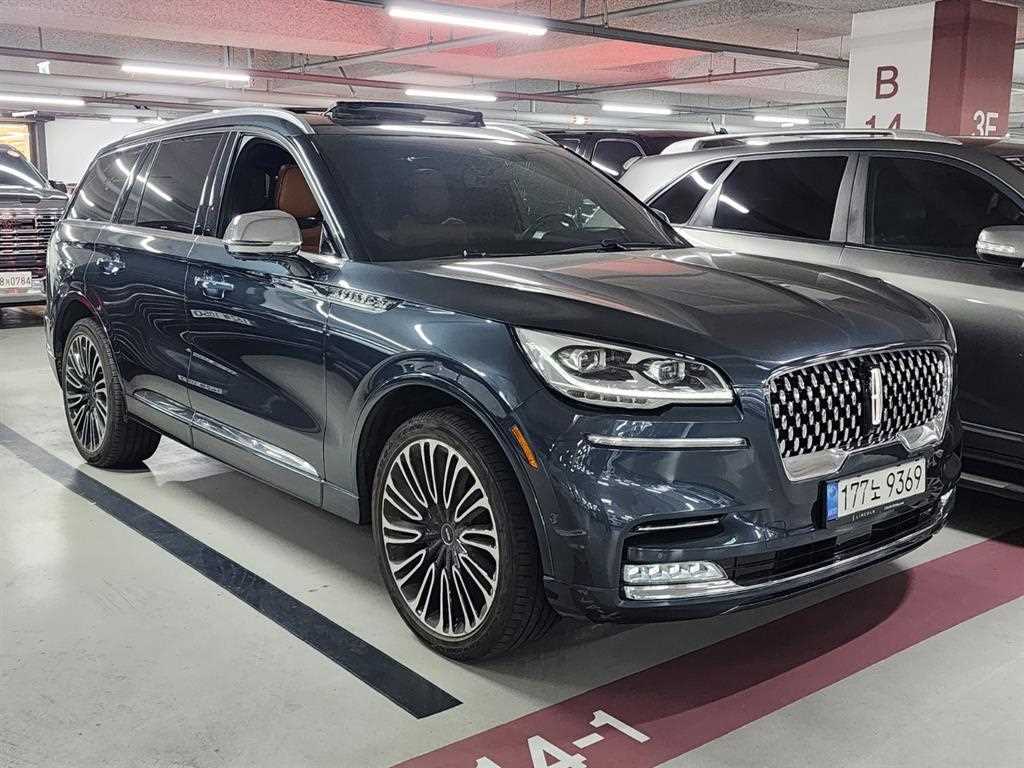 Lincoln Aviator - Vista 3