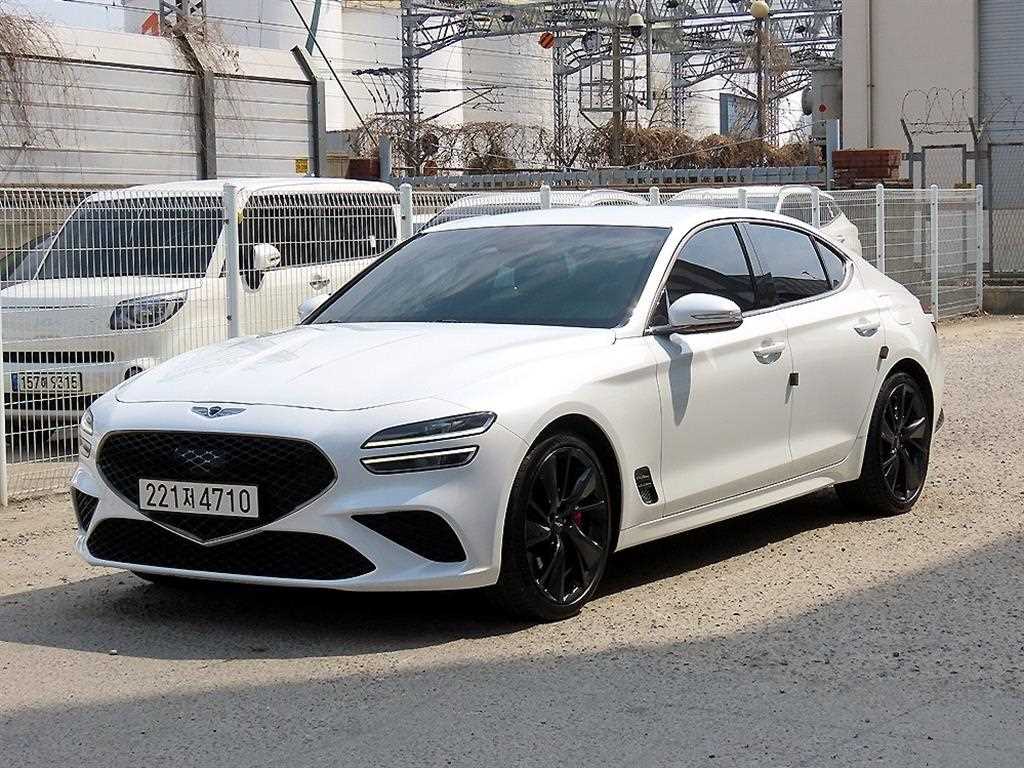 Genesis G70 - Vista 2