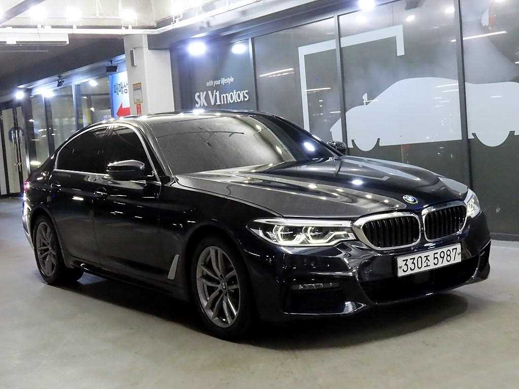 BMW 5 Series 2020 Negro - Importación desde Corea - HF Imports Iquique - Foto 1