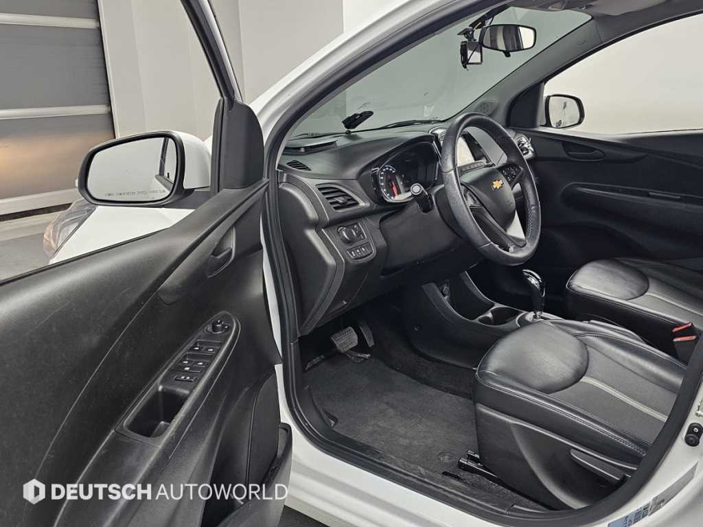 Chevrolet Spark - Vista 11