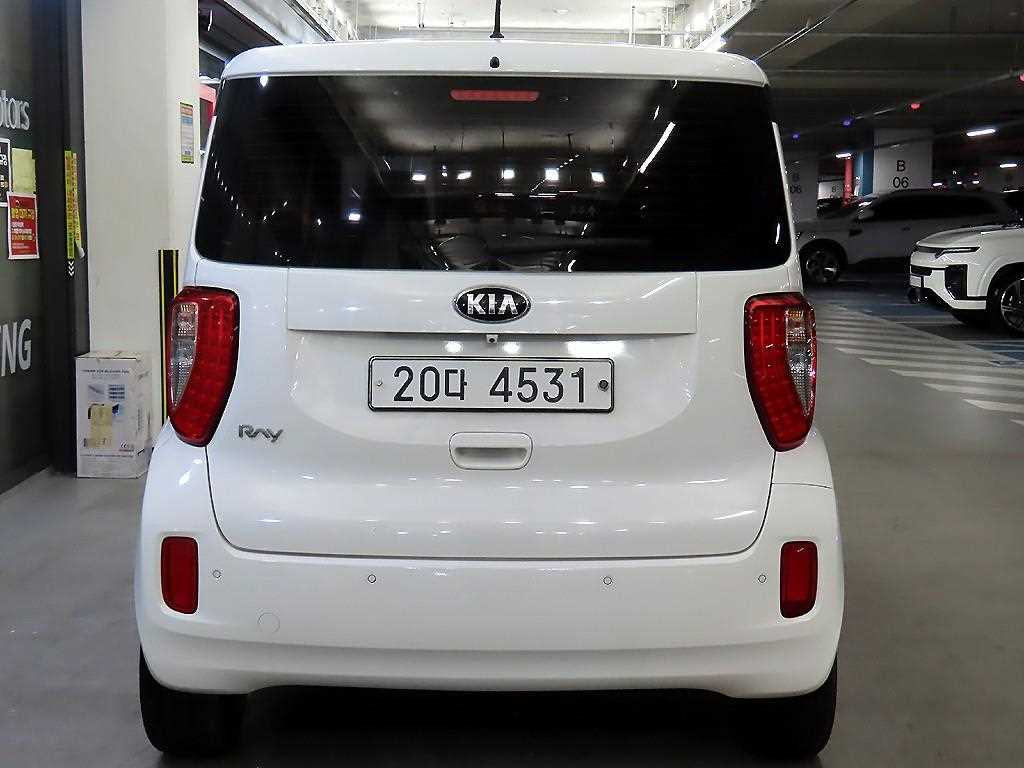 KIA Ray - Vista 5
