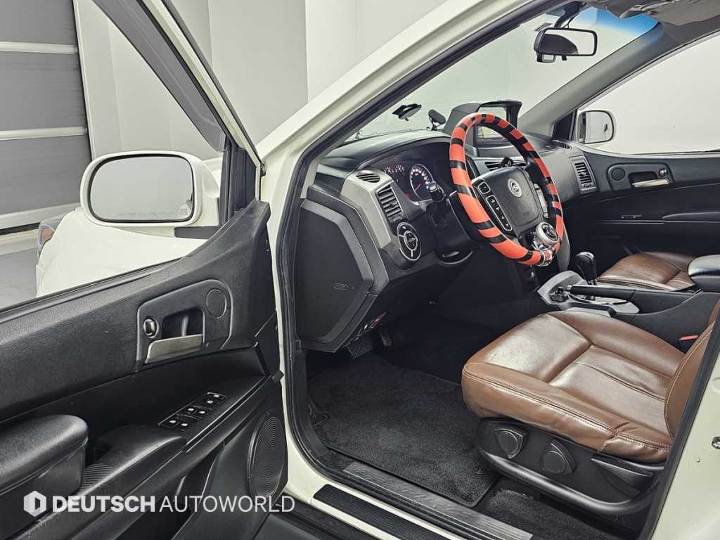 Ssangyong Korando - Vista 11