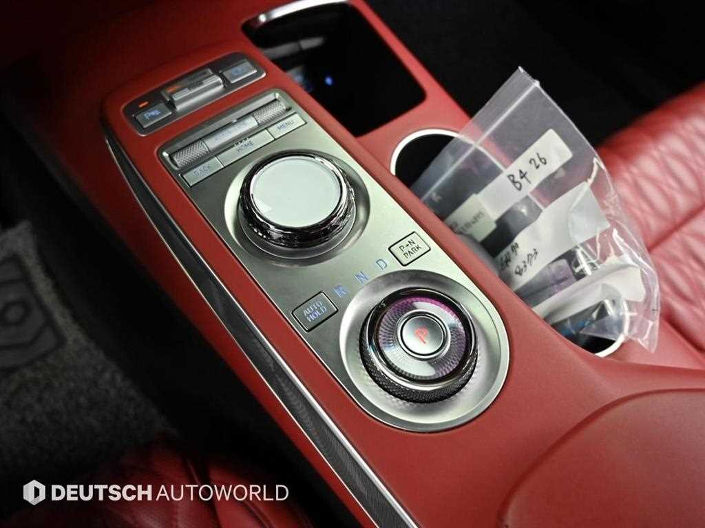 Genesis GV70 - Vista 9