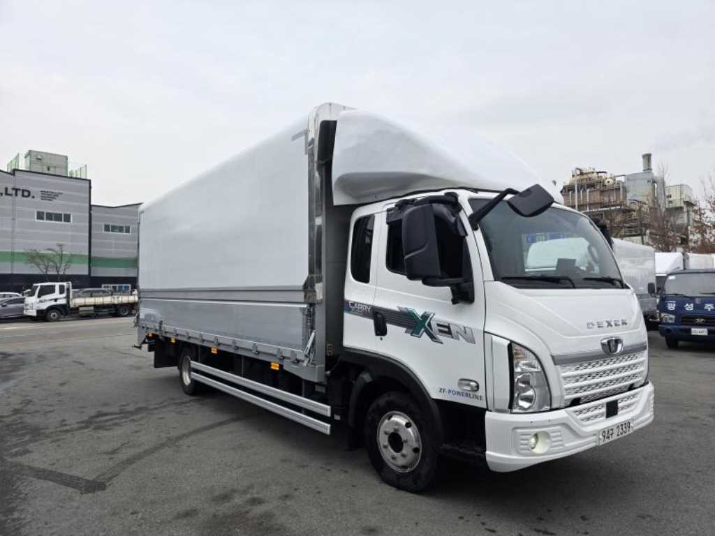 medium and large cargo truck - Vista 2