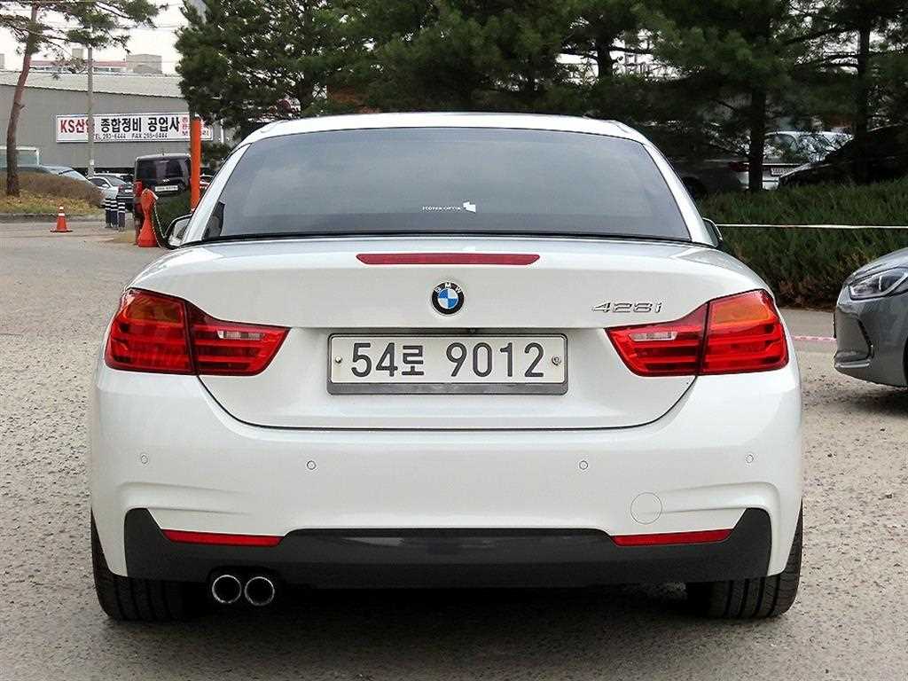 BMW 4 Series - Vista 4