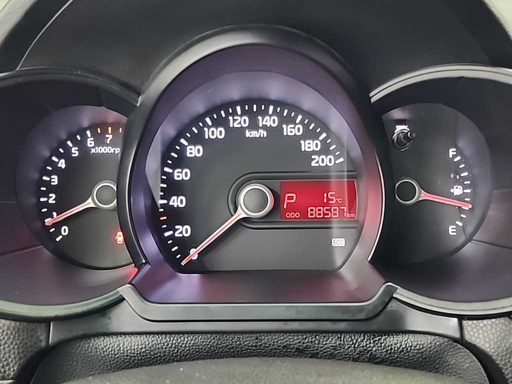 KIA Morning - Vista 6