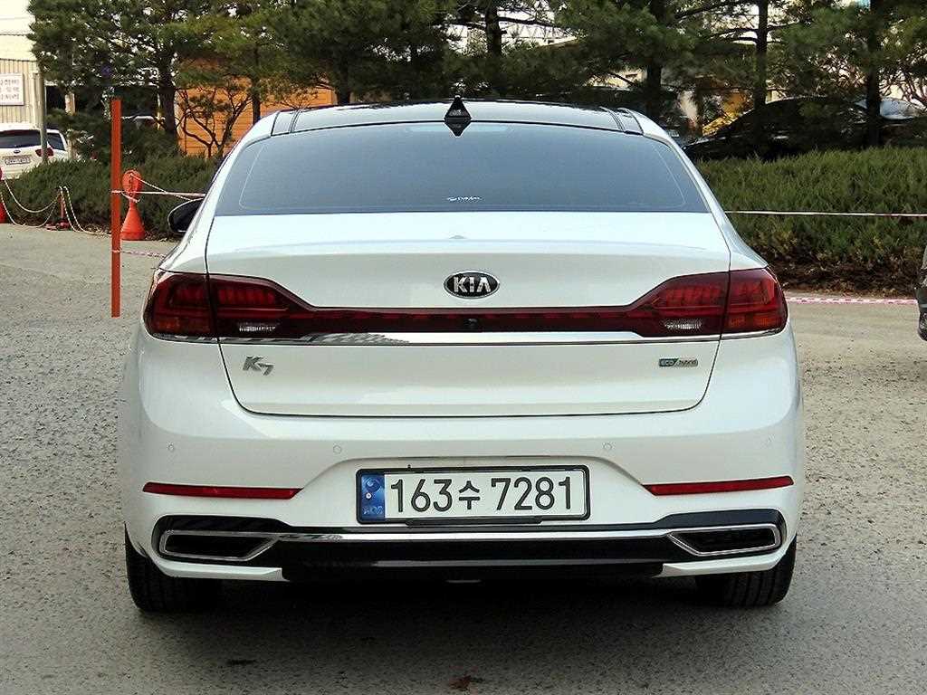 KIA K7 - Vista 4