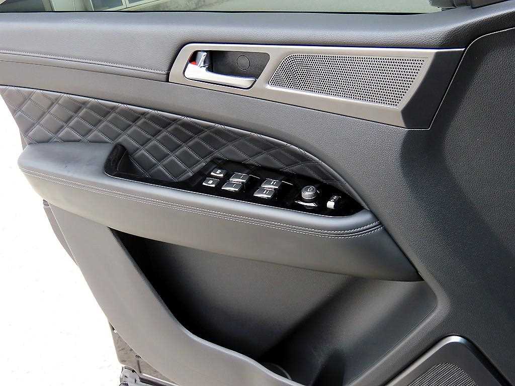 Ssangyong Rexton - Vista 11