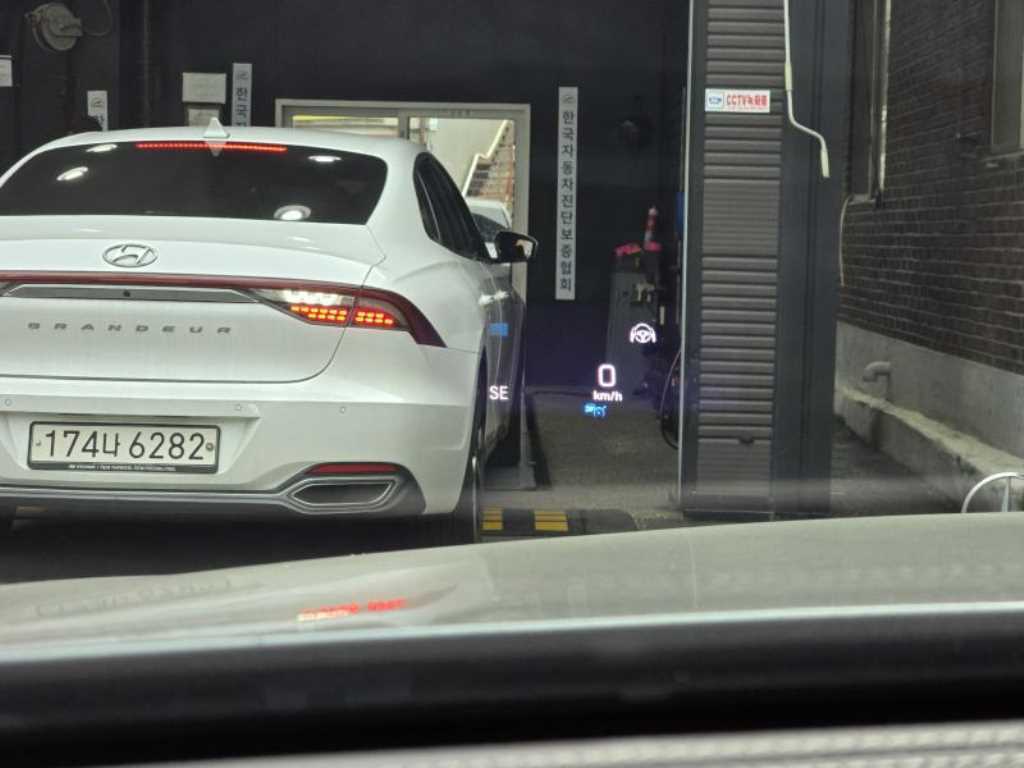 Mercedes Benz E class 2019 Gris - Importación desde Corea - HF Imports Iquique - Foto 14