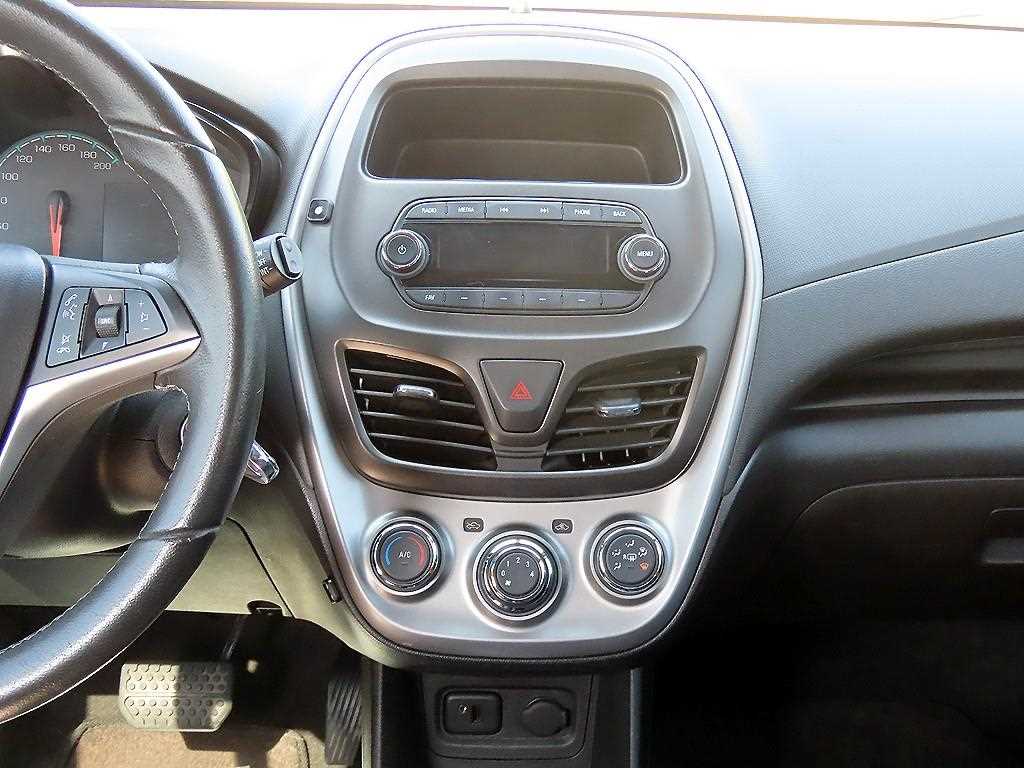 Chevrolet Spark - Vista 10