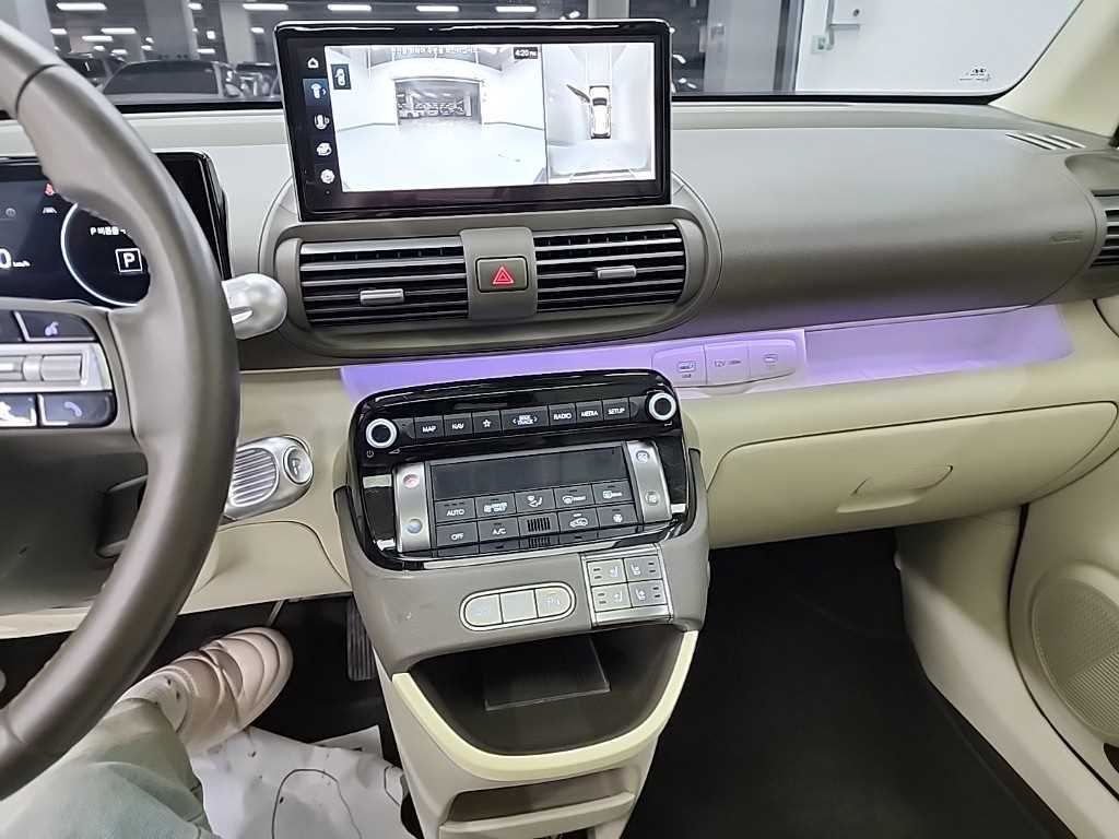 HYUNDAI Casper - Vista 10