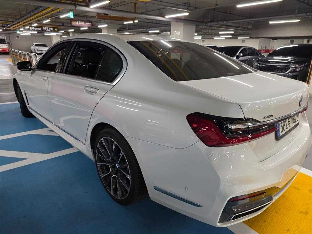 BMW 7 Series - Vista 6