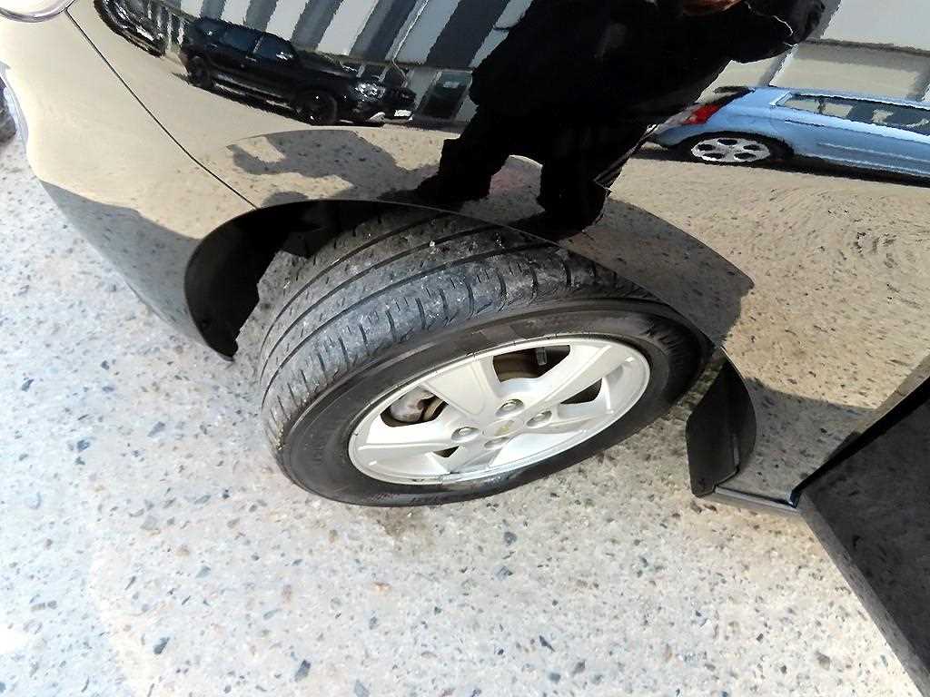 Chevrolet Spark 2019 Negro - Importación desde Corea - HF Imports Iquique - Foto 18