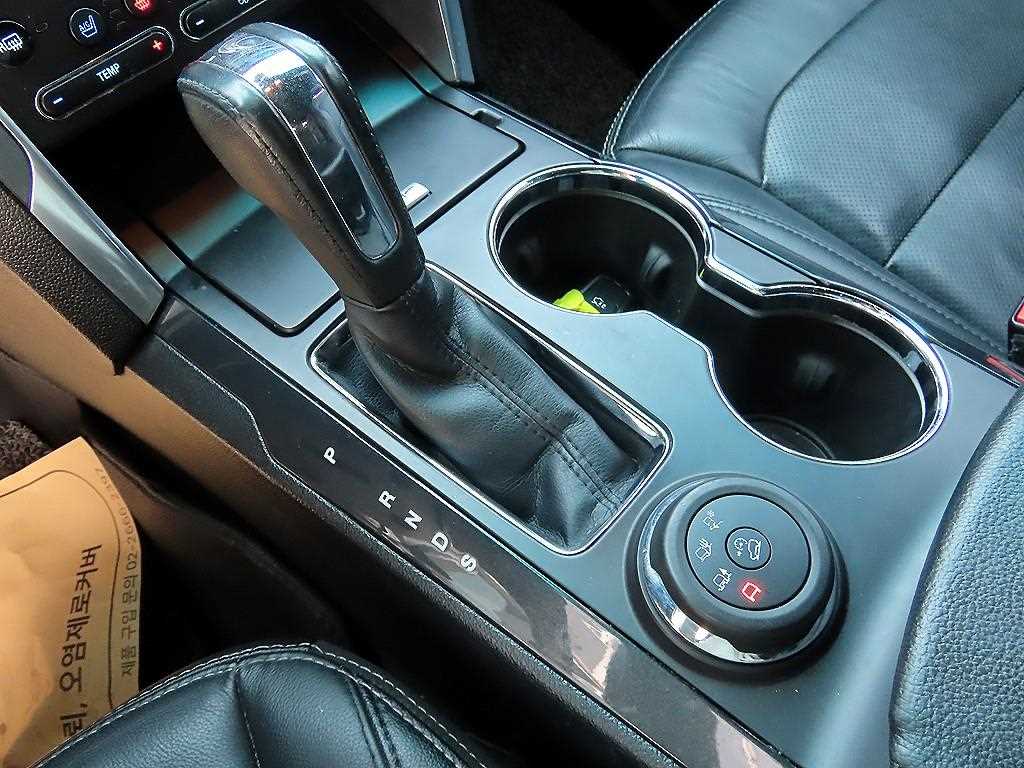 Ford Explorer - Vista 10