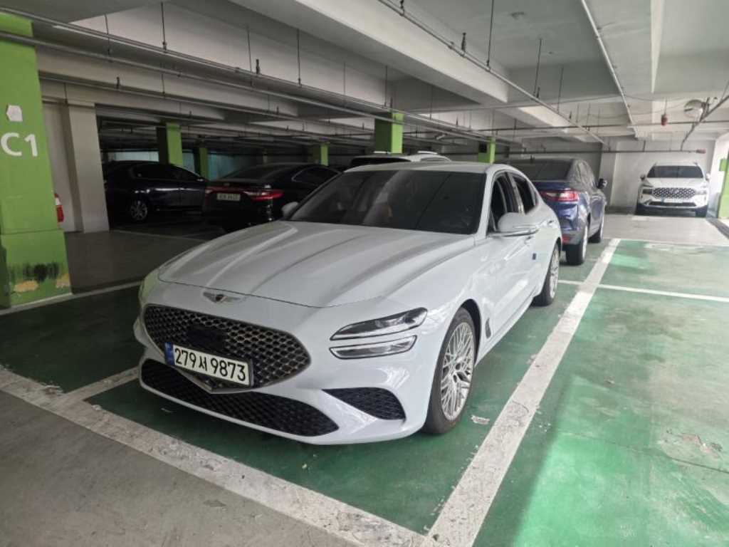 Genesis G70 - Vista 2