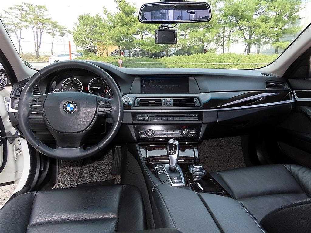 BMW 5 Series - Vista 7