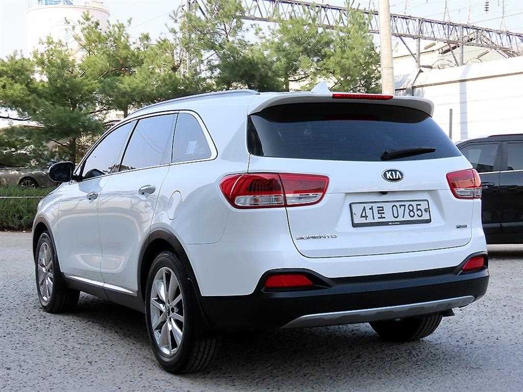 KIA Sorento - Vista 3