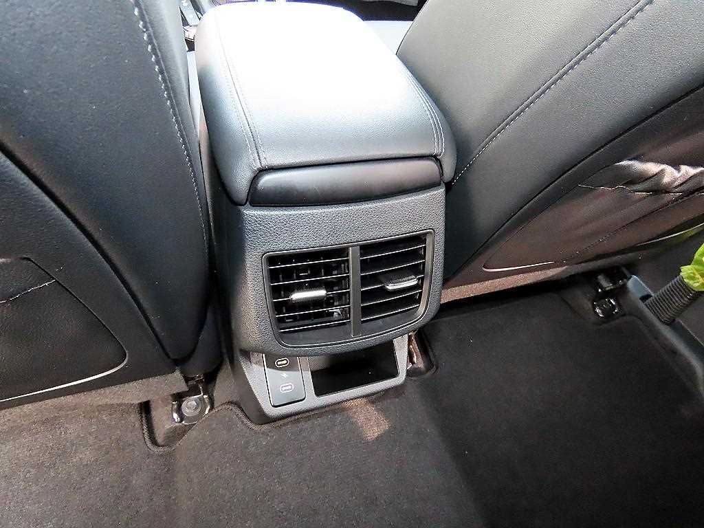 KIA Seltos 2024 Gris - Importación desde Corea - HF Imports Iquique - Foto 17