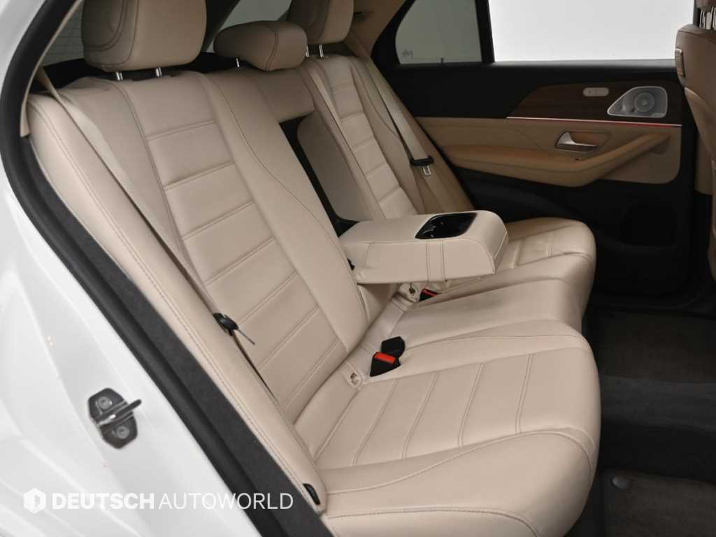 Mercedes Benz GLE Class - Vista 12