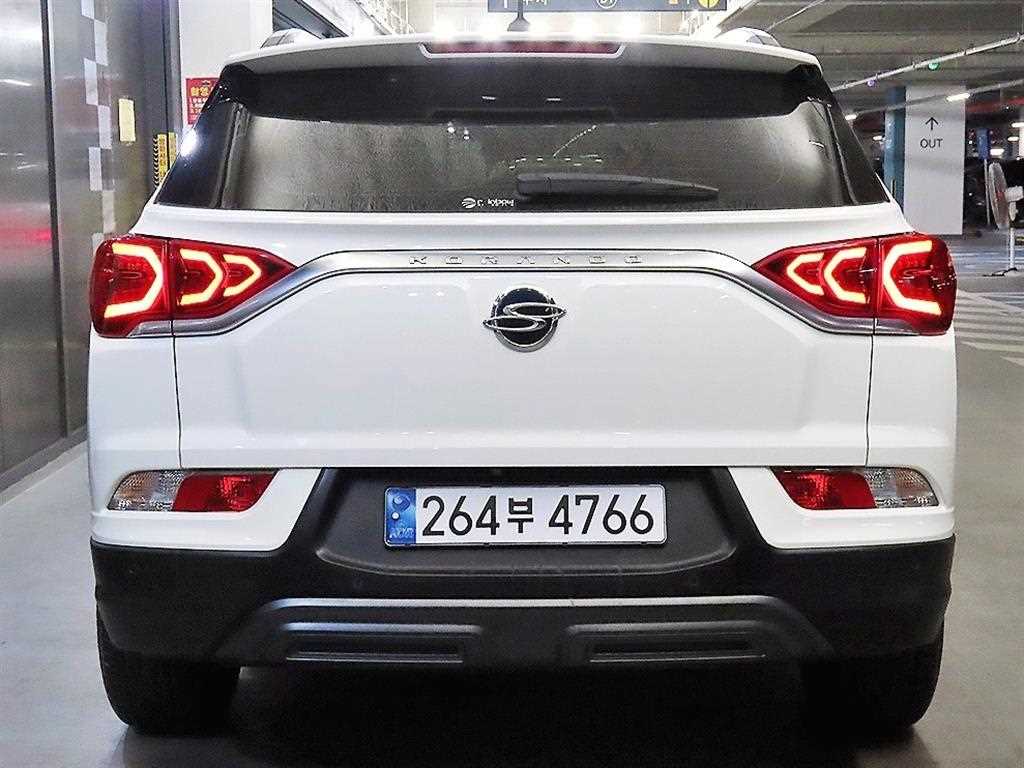 Ssangyong Korando - Vista 5