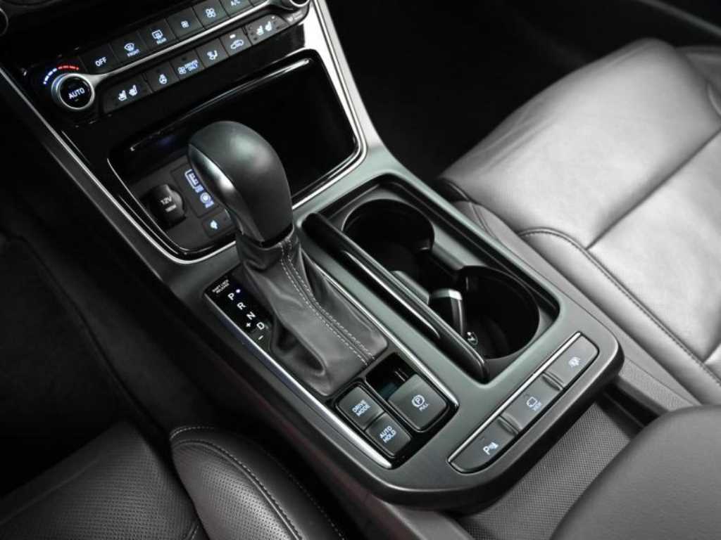 HYUNDAI Grandeur - Vista 9