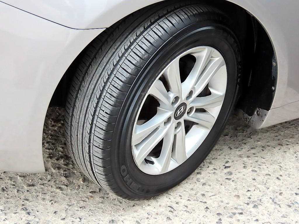 HYUNDAI Sonata 2012 Gris - Importación desde Corea - HF Imports Iquique - Foto 20