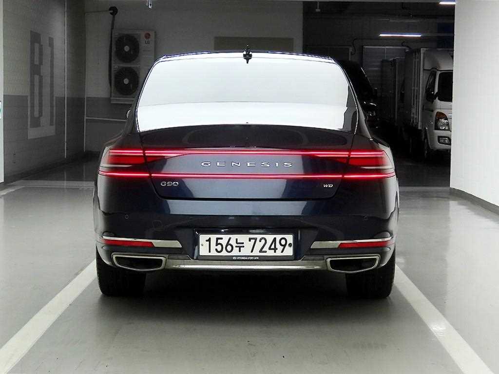 Genesis G90 - Vista 3