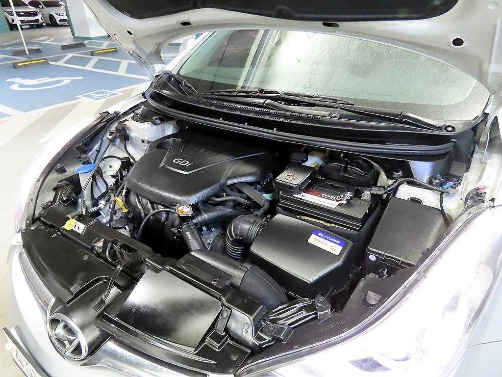 HYUNDAI Avante 2014 Plateado - Importación desde Corea - HF Imports Iquique - Foto 19