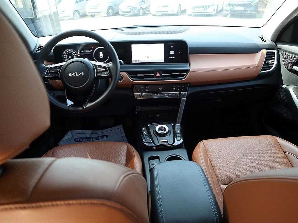 KIA Seltos - Vista 5