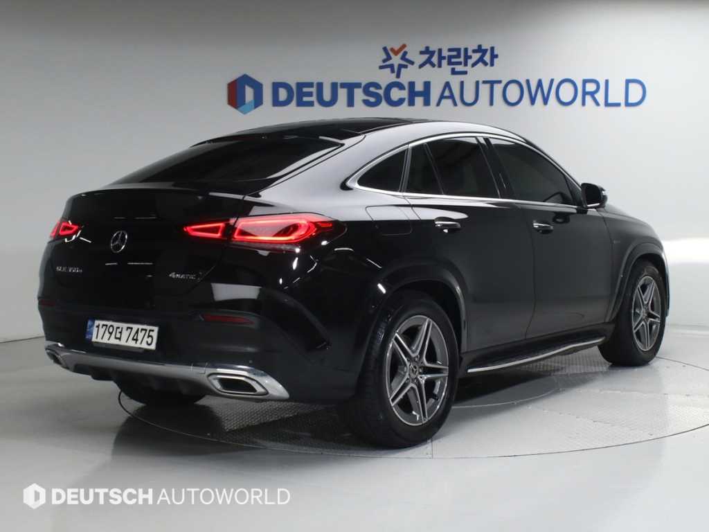 Mercedes Benz GLE Class - Vista 2