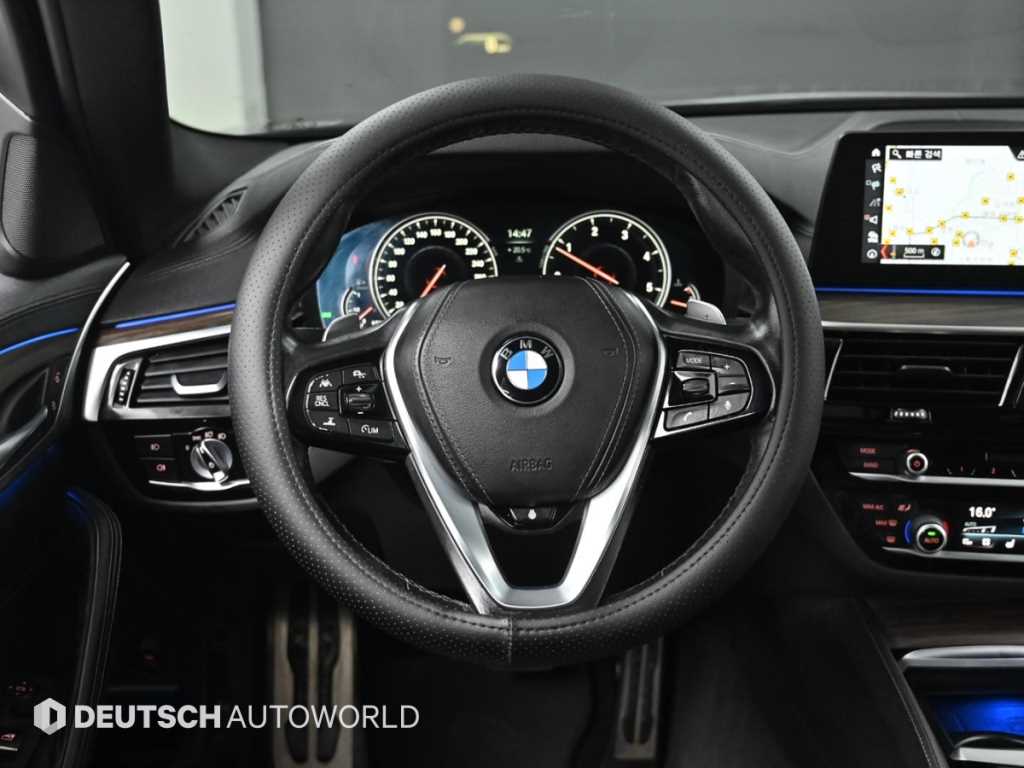 BMW 5 Series 2018 Negro - Importación desde Corea - HF Imports Iquique - Foto 13