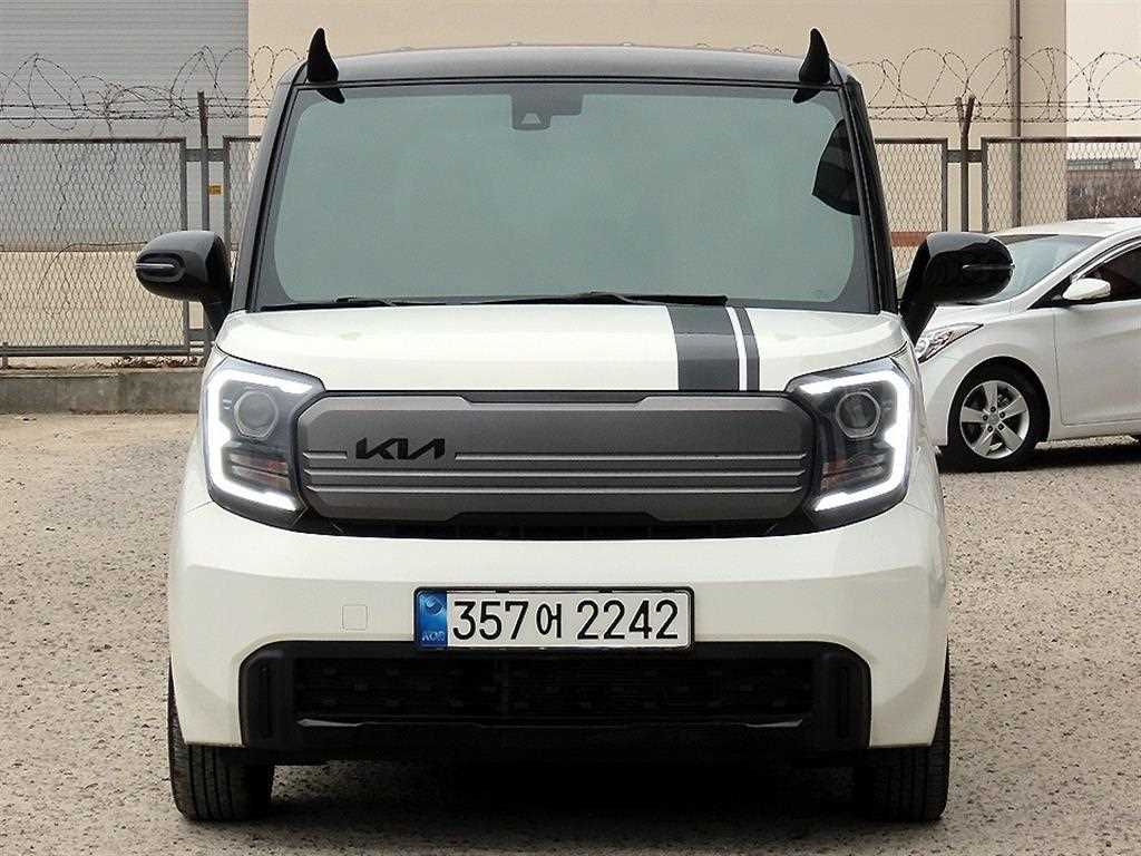 KIA Ray 2023 Blanco - Importación desde Corea - HF Imports Iquique - Foto 1