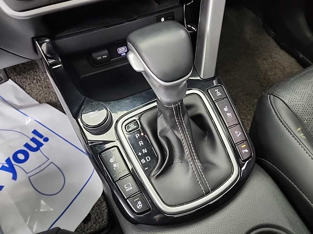 KIA Seltos - Vista 8