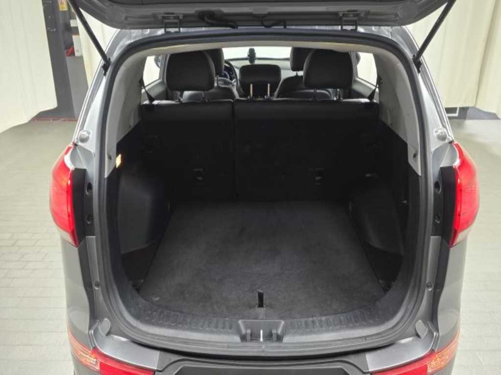 KIA Sportage - Vista 8