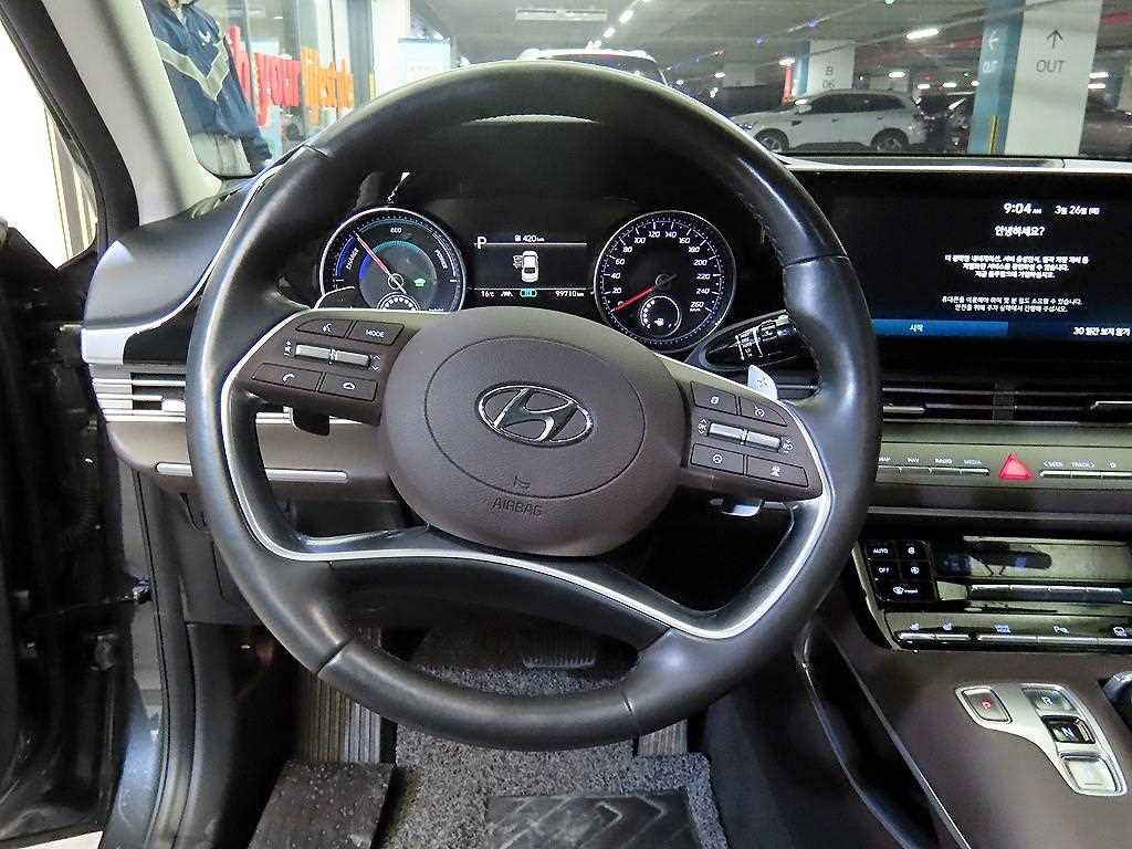 HYUNDAI Grandeur - Vista 8