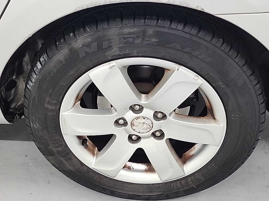 KIA Carens 2008 Plateado - Importación desde Corea - HF Imports Iquique - Foto 18