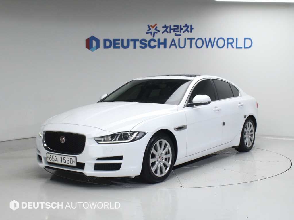 Jaguar XE 2017 Blanco - Importación desde Corea - HF Imports Iquique - Foto 1
