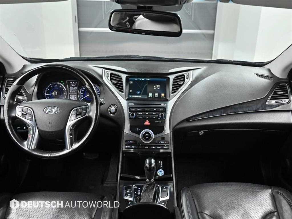 HYUNDAI Grandeur - Vista 7