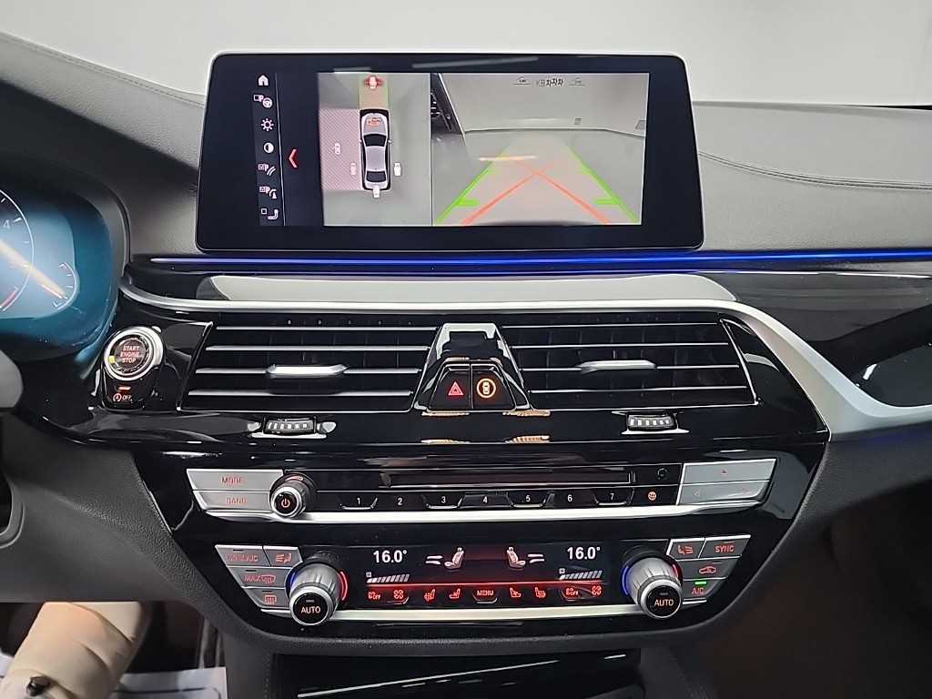 BMW 5 Series - Vista 10