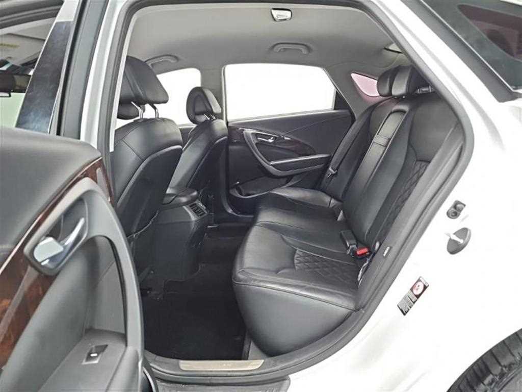 HYUNDAI Aslan 2016 Plateado - Importación desde Corea - HF Imports Iquique - Foto 18